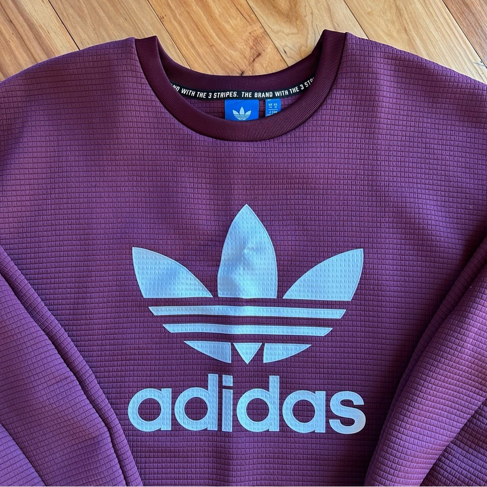 Adidas Top - Picture 2 of 6